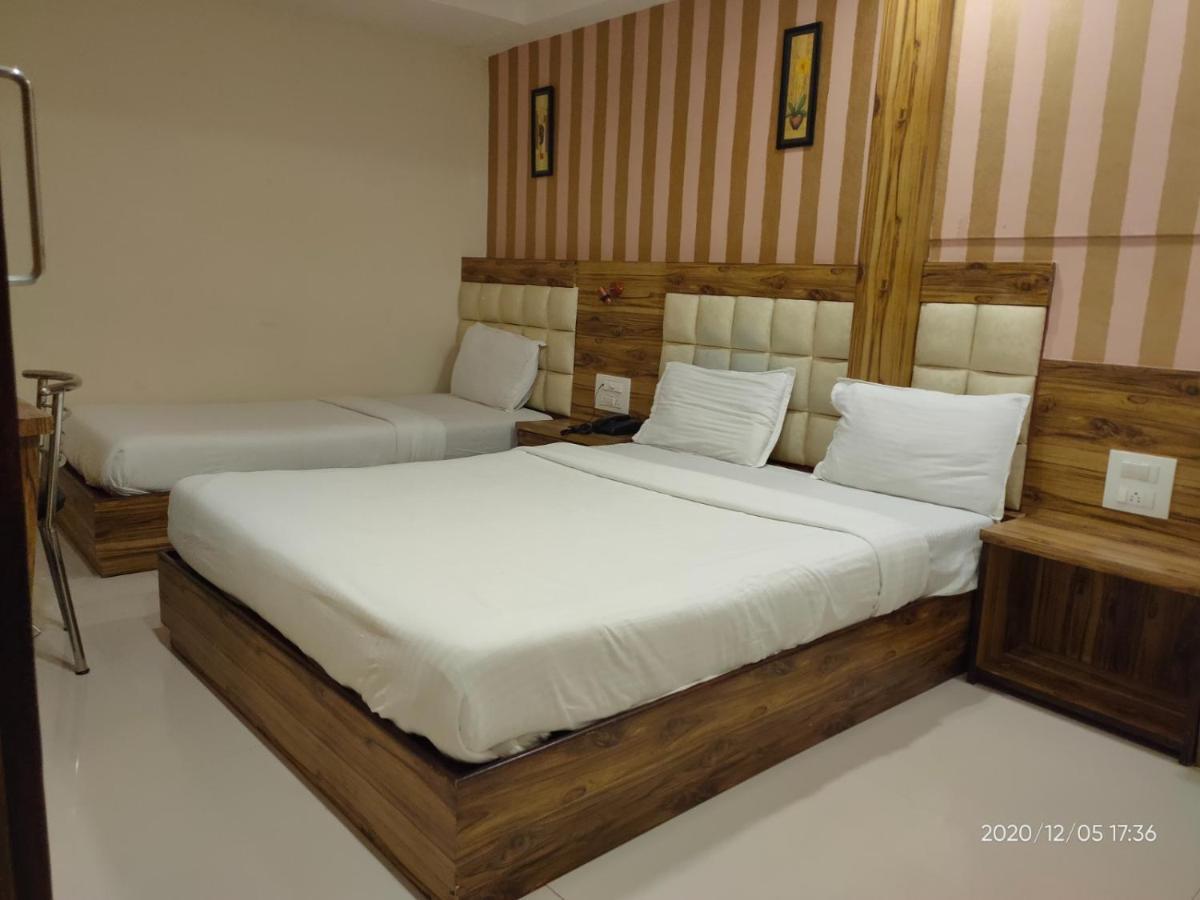 Orange International-Santacruz Otel Mumbai Dış mekan fotoğraf